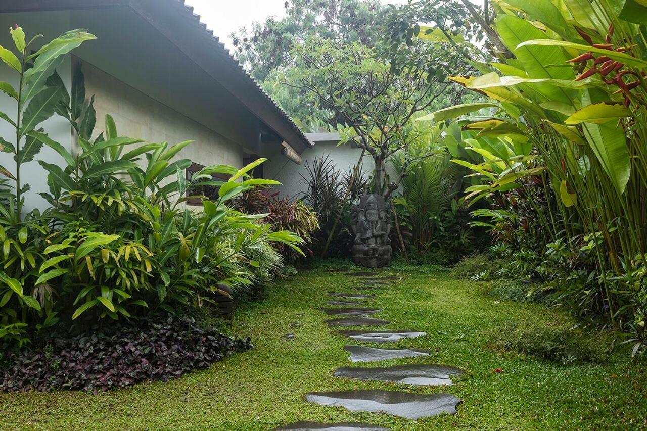 Villa Sunari Ubud Luaran gambar
